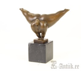 Skulptuur "Tantsijanna"