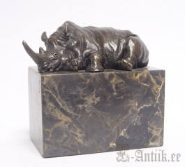 Skulptuur "Lamav ninasarvik"