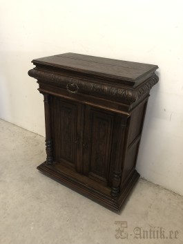Servant (75x94x41)