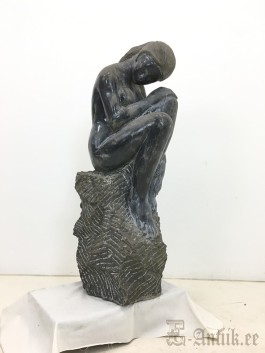 Skulptuur (33x112x45)