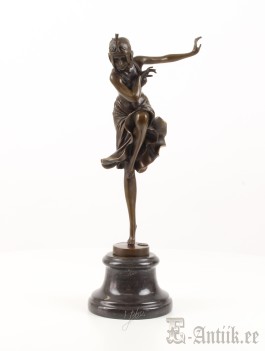 Skulptuur "Hindu tantsijanna"