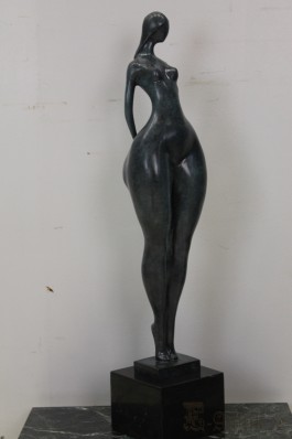 Skulptuur (14x74)