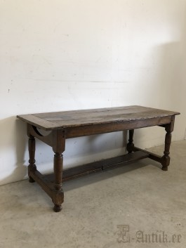 Diivanilaud (135x57x55)