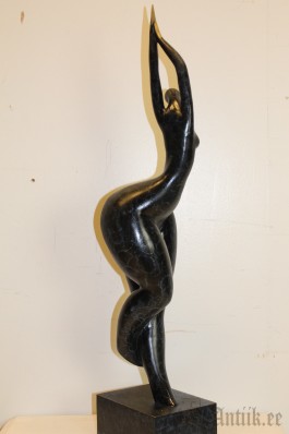 Skulptuur (16x69x12)