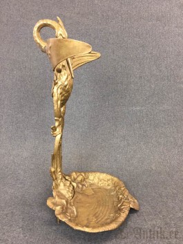 Tuhkakuppi (32x53x28)