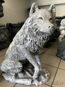 Veistos "Susi"