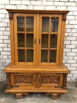 Kirjakaappi (126x170x44)