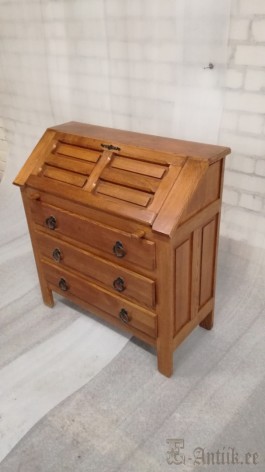 Sekretär (90x95x42)
