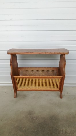 Ajalehehoidja (56x47x27)