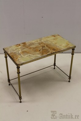 Konsoollaud (61x46x30)